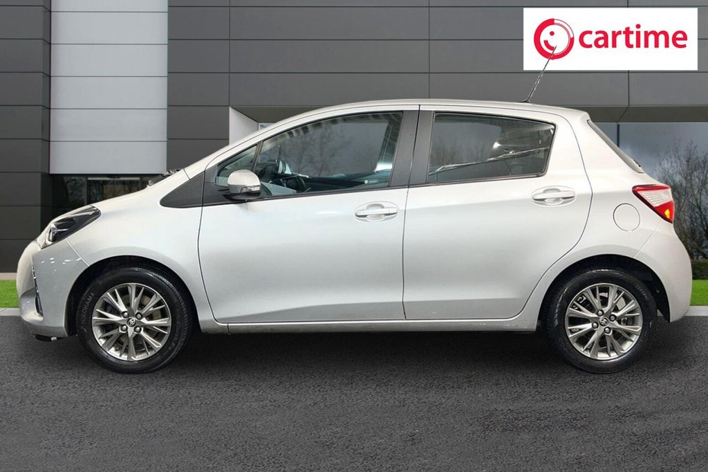 Used Toyota Yaris 2017 for sale - 76559007: Photo 3