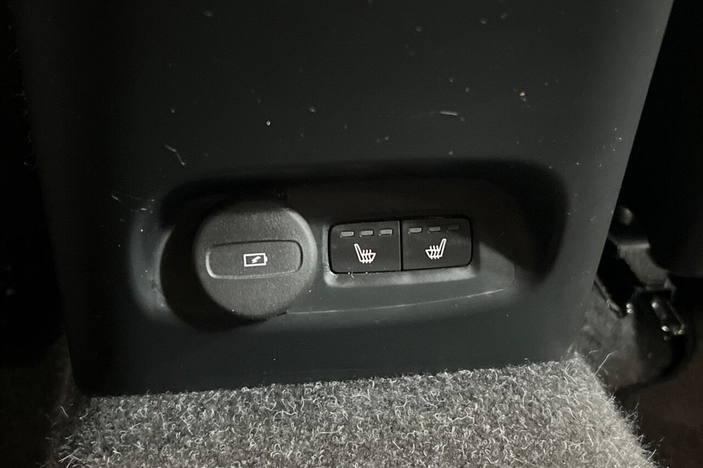 Used Volvo C40 2023 for sale - 75877437: Photo 36