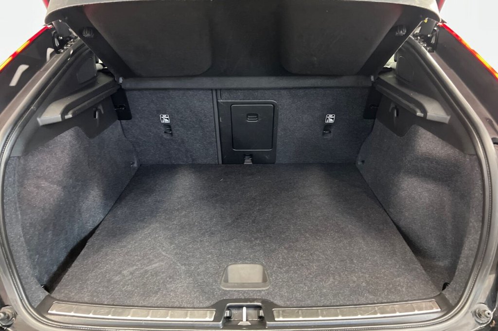 Used Volvo C40 2023 for sale - 75877437: Photo 37