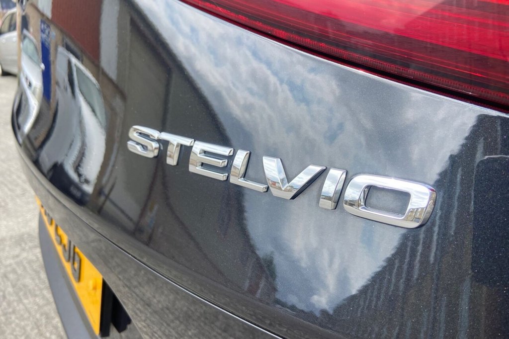 Used Alfa Romeo Stelvio 2018 for sale - 76162889: Photo 28