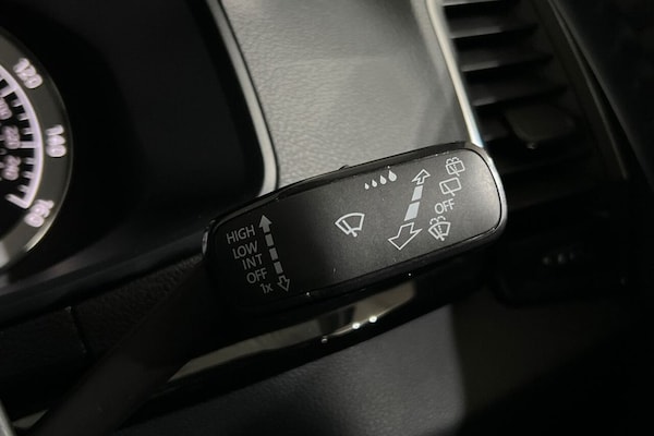 Used Skoda Karoq 2021 for sale - 75704209: Photo 30