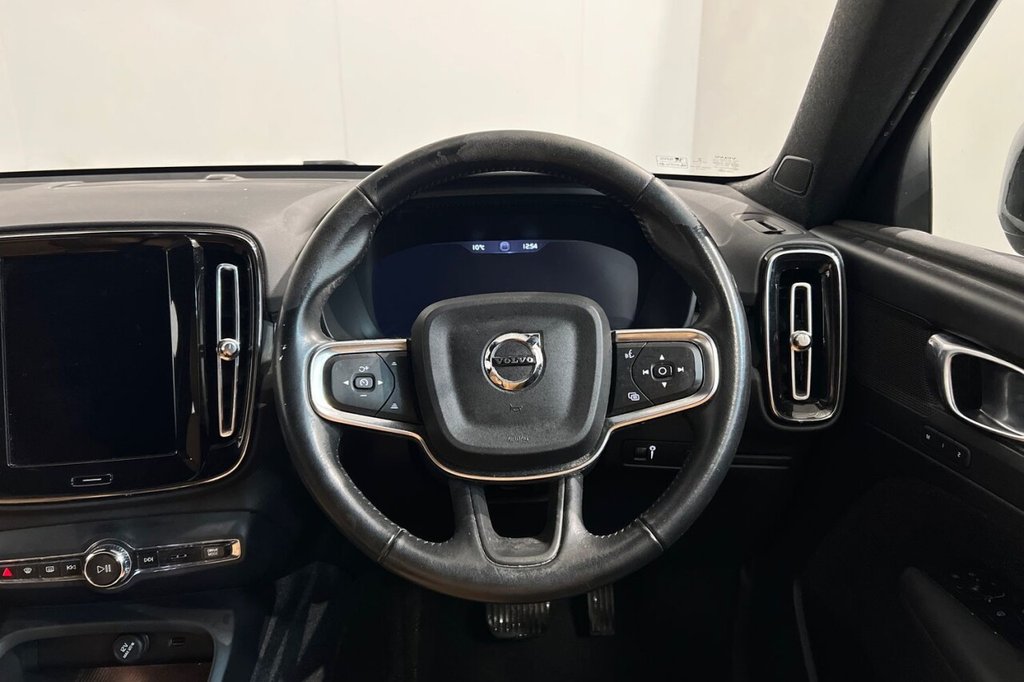 Used Volvo XC40 2020 for sale - 76973204: Photo 15