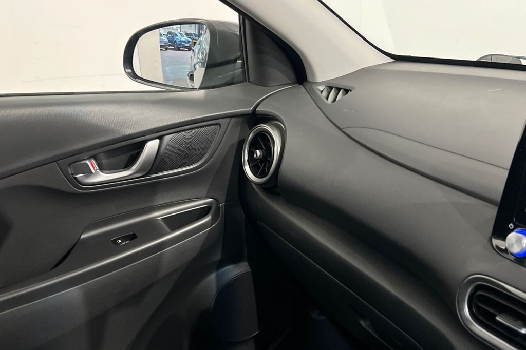 Used Hyundai KONA 2021 for sale - 77967019: Photo 34