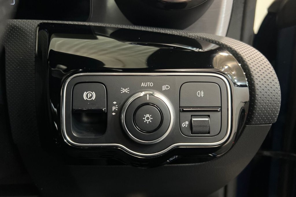 Used Mercedes-Benz CLA 2021 for sale - 76740157: Photo 37