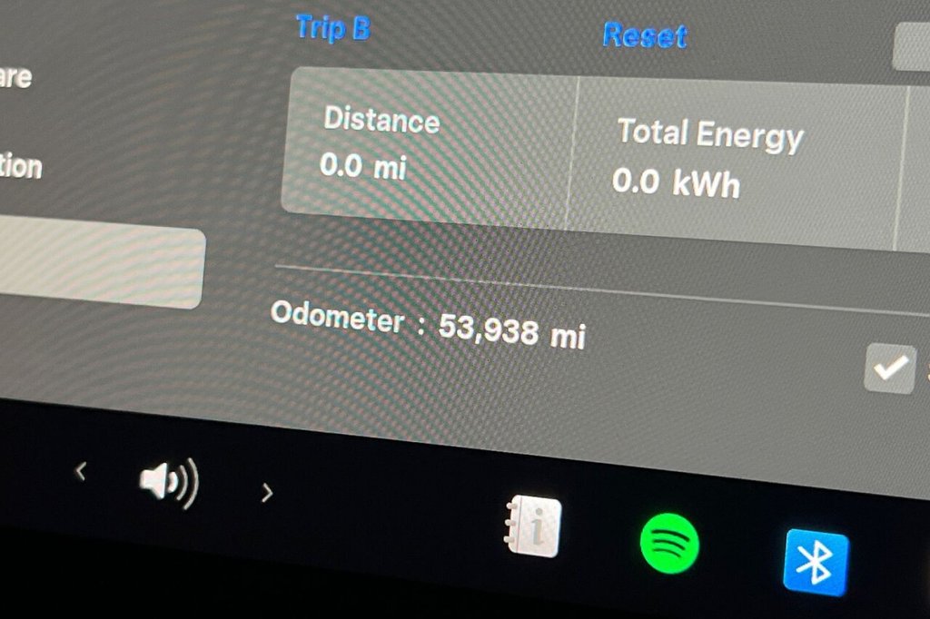 Used Tesla Model 3 2021 for sale - 76106060: Photo 14