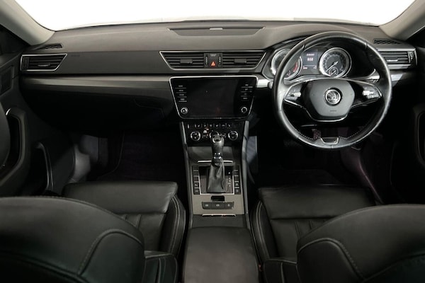 Used Skoda Superb 2020 for sale - 75211766: Photo 12