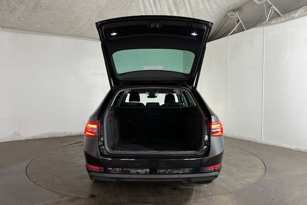 Used Skoda Superb 2020 for sale - 75211766: Photo 39