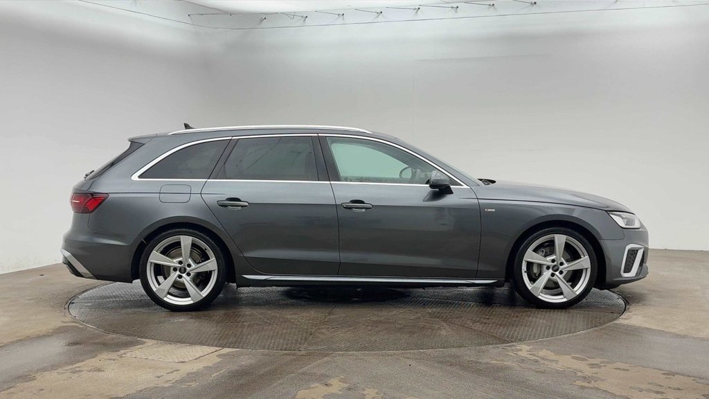 Used Audi A4 Avant 2023 for sale - 76470464: Photo 2