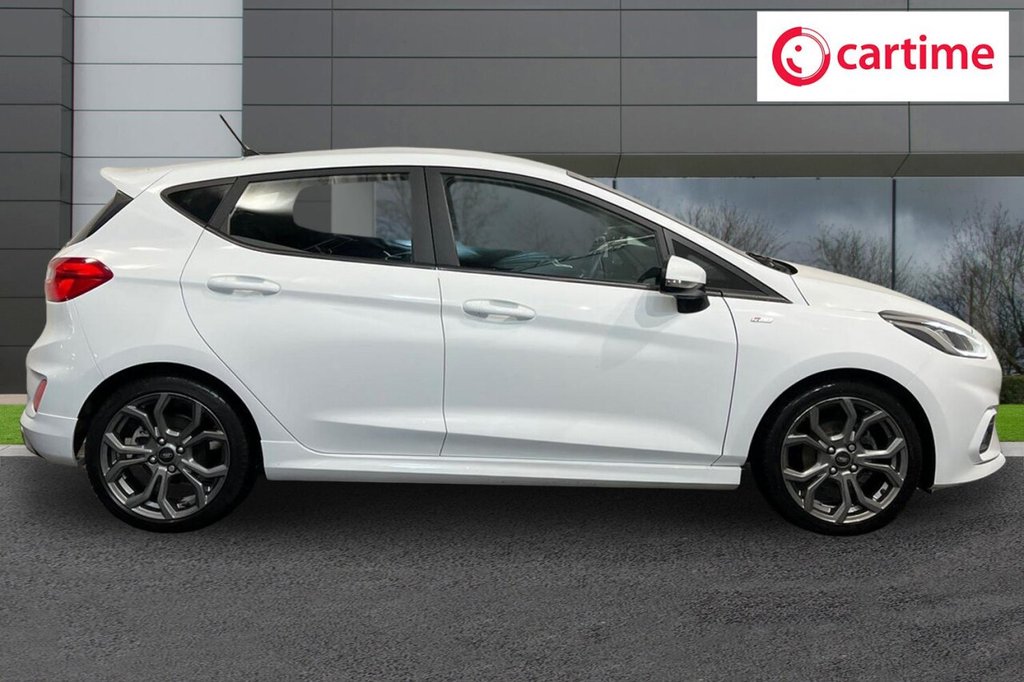 Used Ford Fiesta 2019 for sale - 76883690: Photo 2