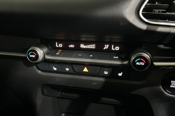 Used Mazda CX-30 2021 for sale - 75432614: Photo 34