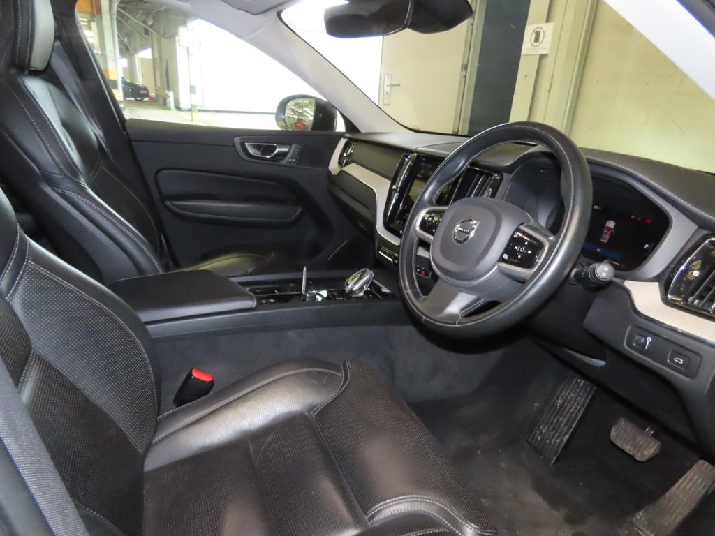 Used Volvo XC60 2022 for sale - 77941749: Photo 10