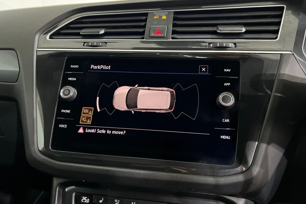 Used Volkswagen Tiguan 2018 for sale - 77451939: Photo 30