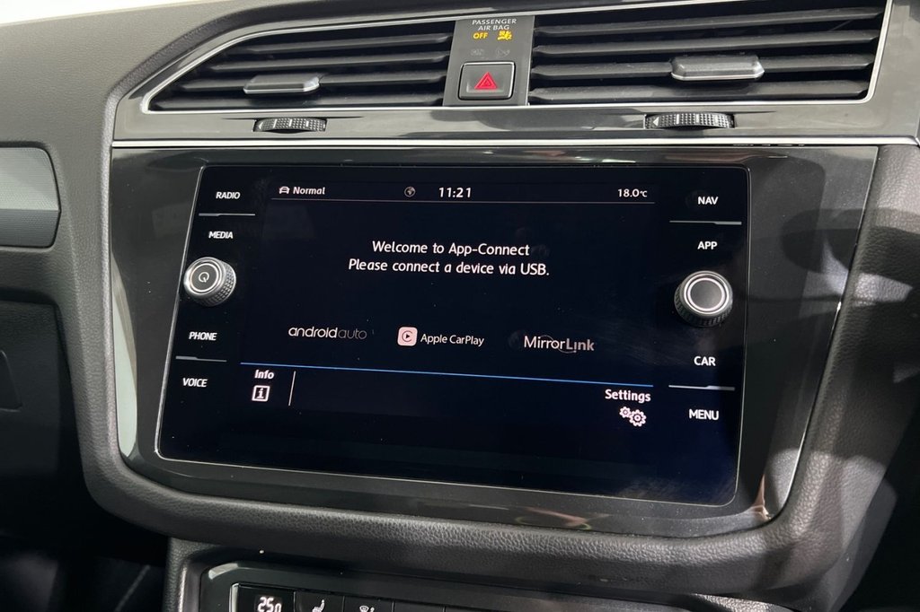 Used Volkswagen Tiguan 2018 for sale - 77451939: Photo 31