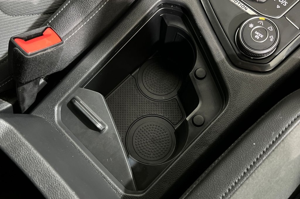 Used Volkswagen Tiguan 2018 for sale - 77451939: Photo 40