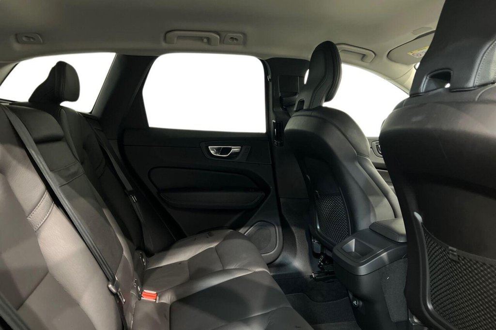 Used Volvo XC60 2020 for sale - 76582377: Photo 10