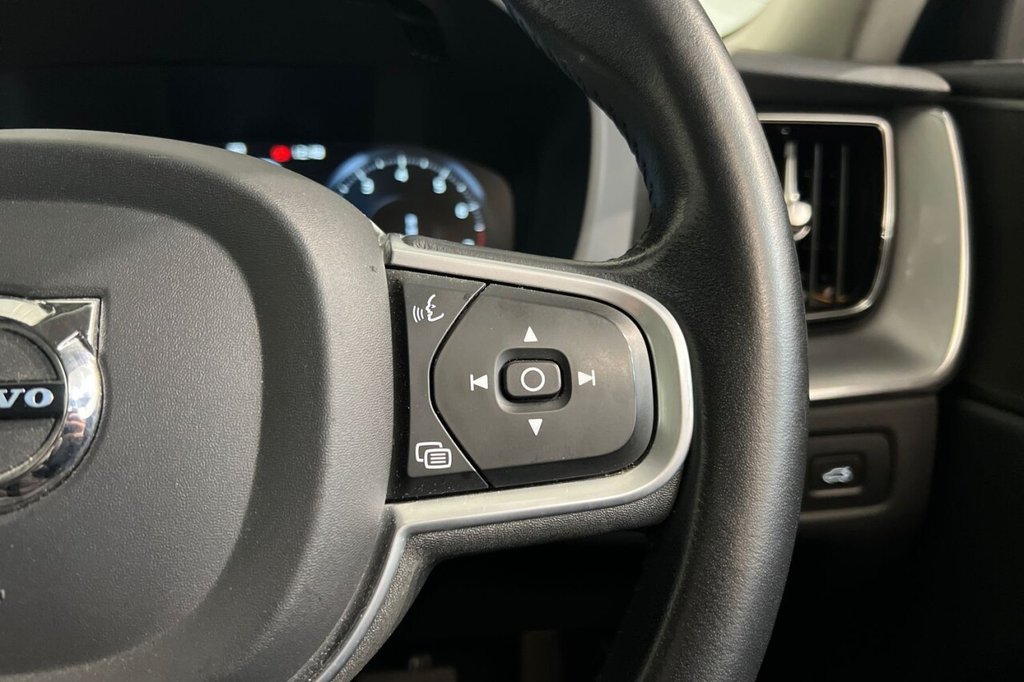 Used Volvo XC60 2020 for sale - 76582377: Photo 25