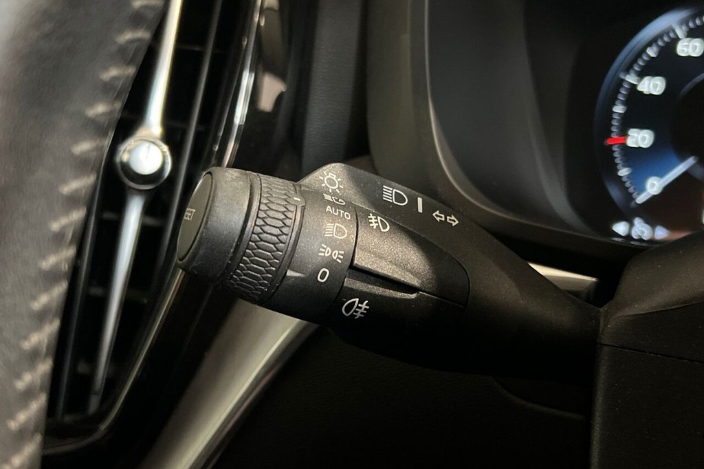 Used Volvo XC60 2020 for sale - 76582377: Photo 26