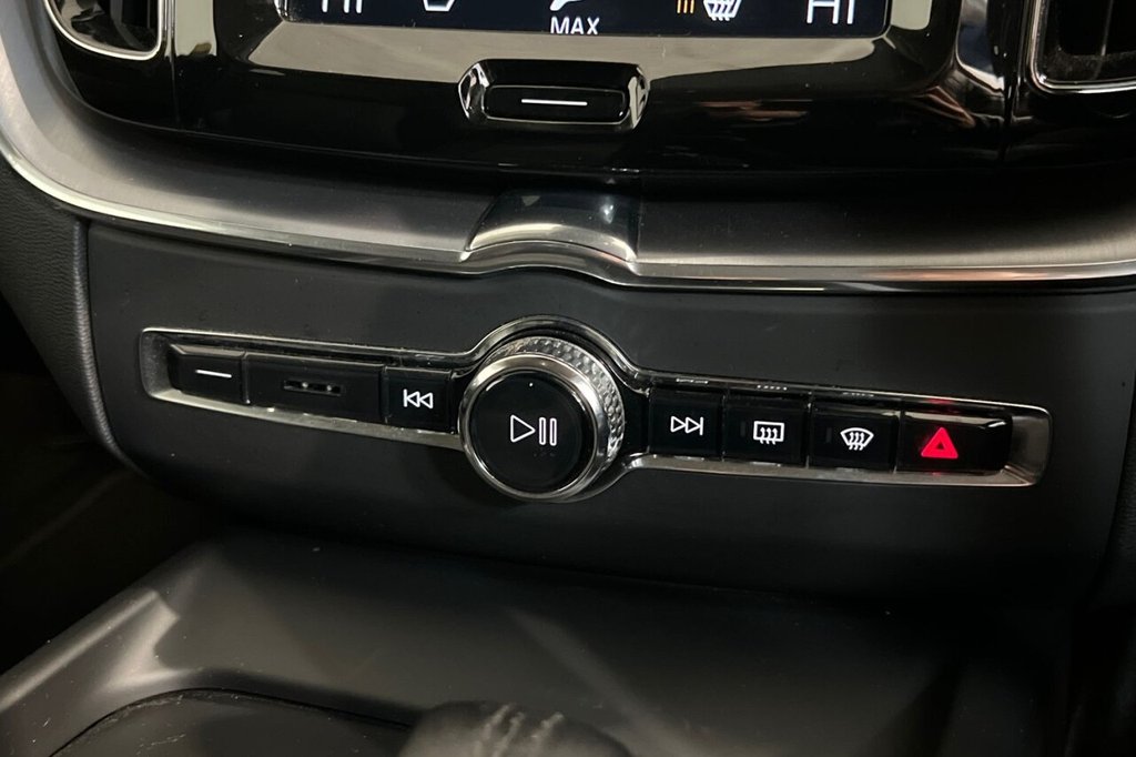 Used Volvo XC60 2020 for sale - 76582377: Photo 35