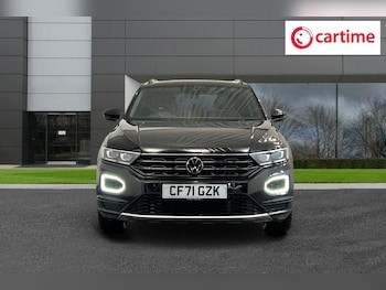 Used Volkswagen T-Roc 2021 for sale - 76962191: Photo