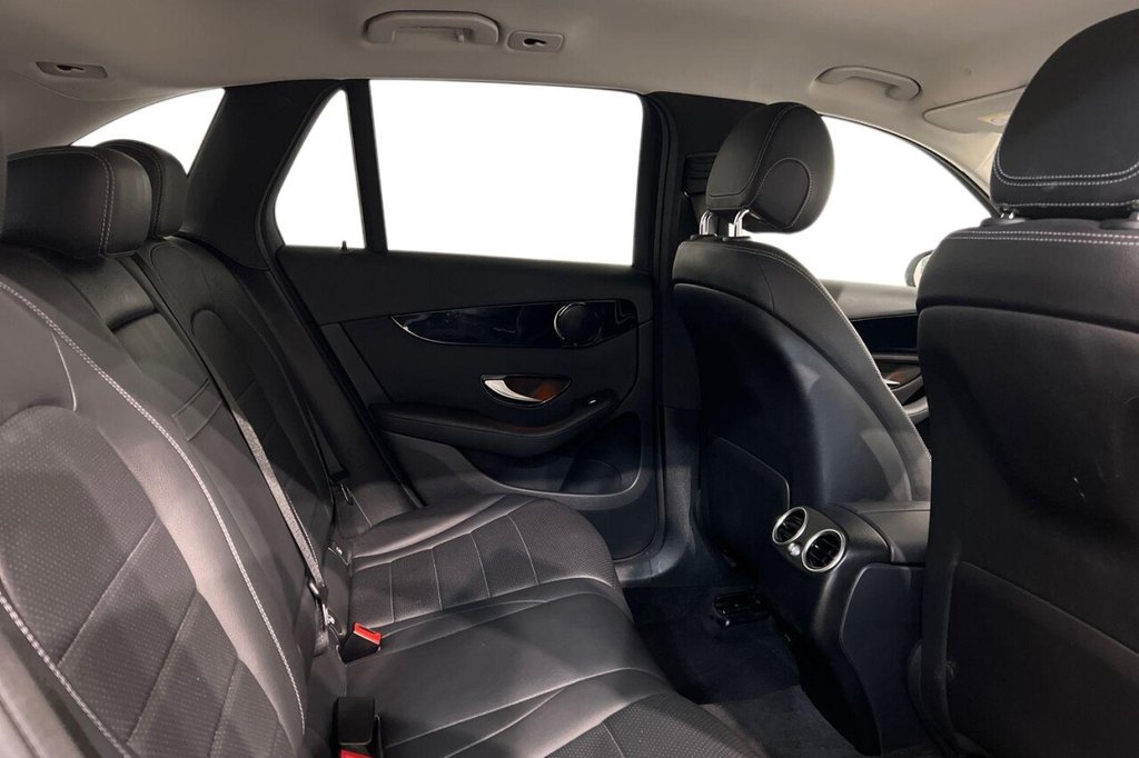 Used Mercedes-Benz GLC 2020 for sale - 76867788: Photo 10