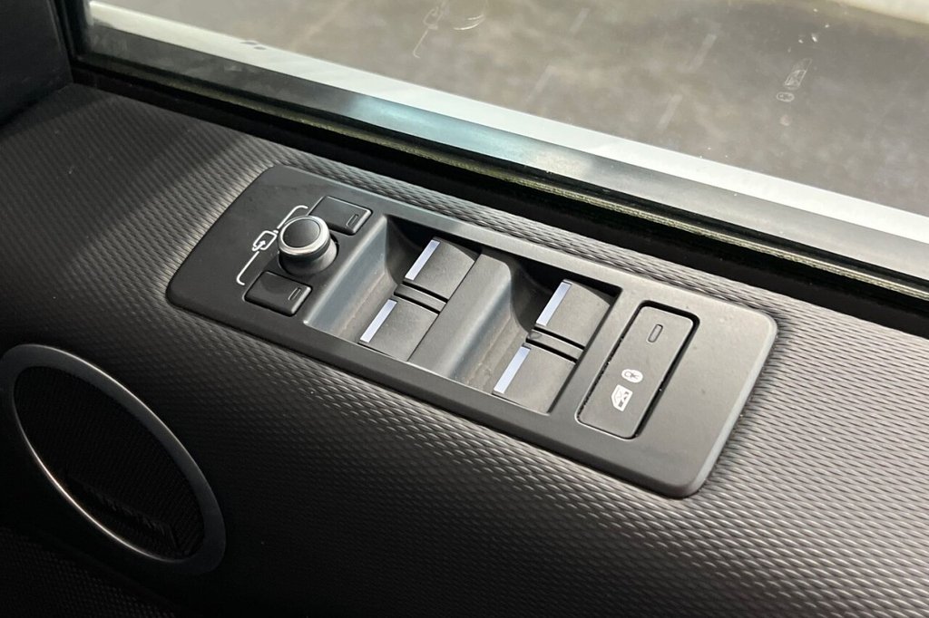 Used Land Rover Discovery 2021 for sale - 77171972: Photo 42