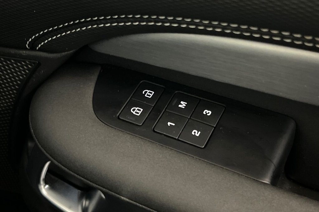 Used Land Rover Discovery 2021 for sale - 77171972: Photo 43