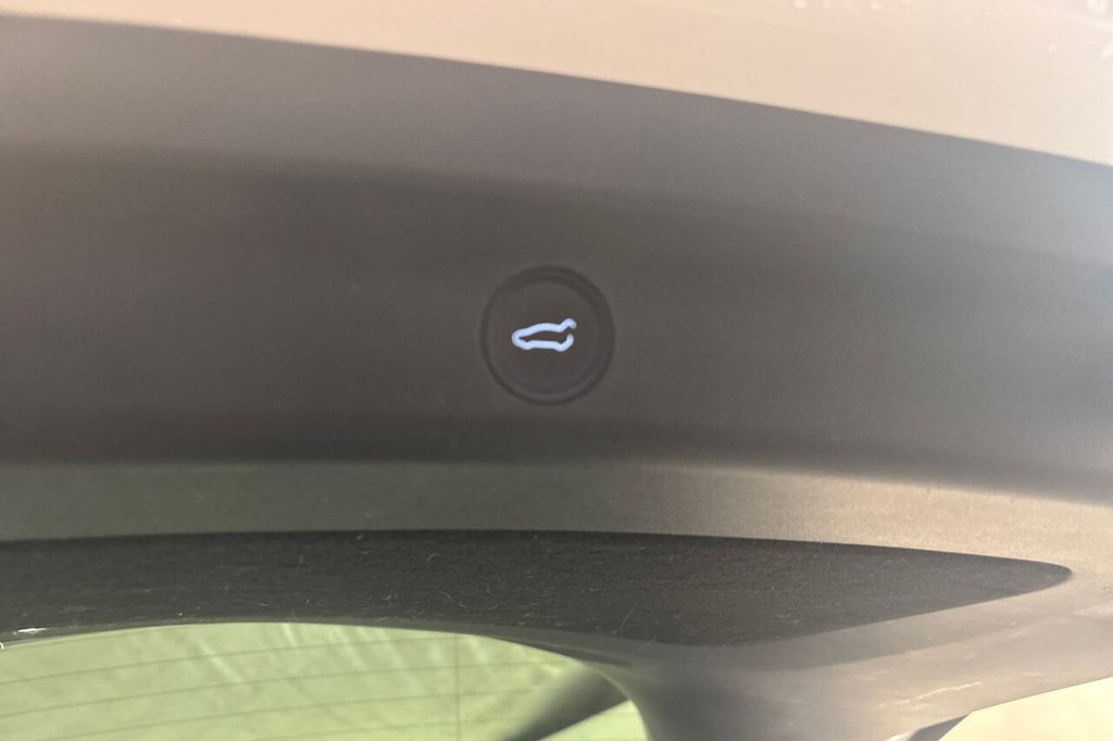 Used Tesla Model Y 2022 for sale - 77356717: Photo 43