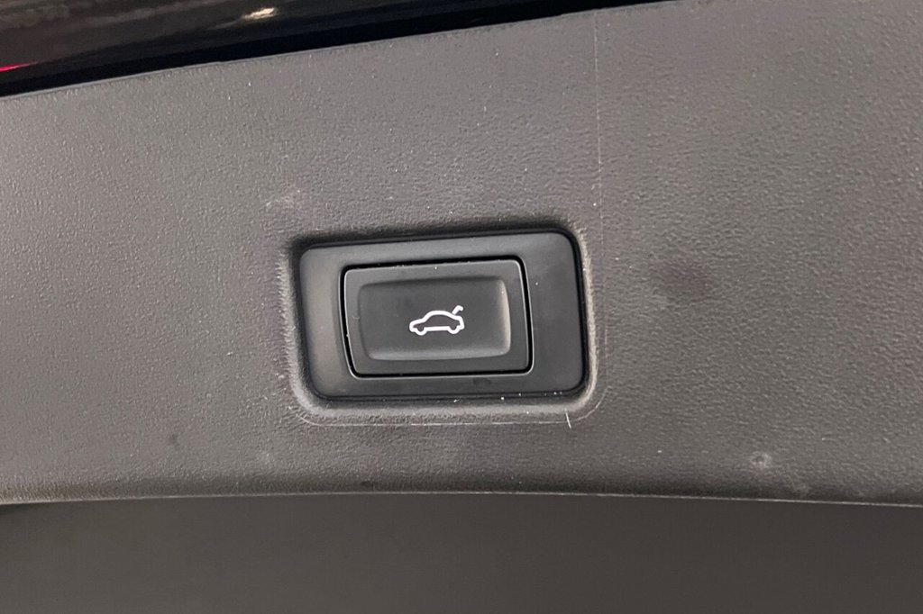 Used Audi Q4 e-tron 2022 for sale - 76074100: Photo 45