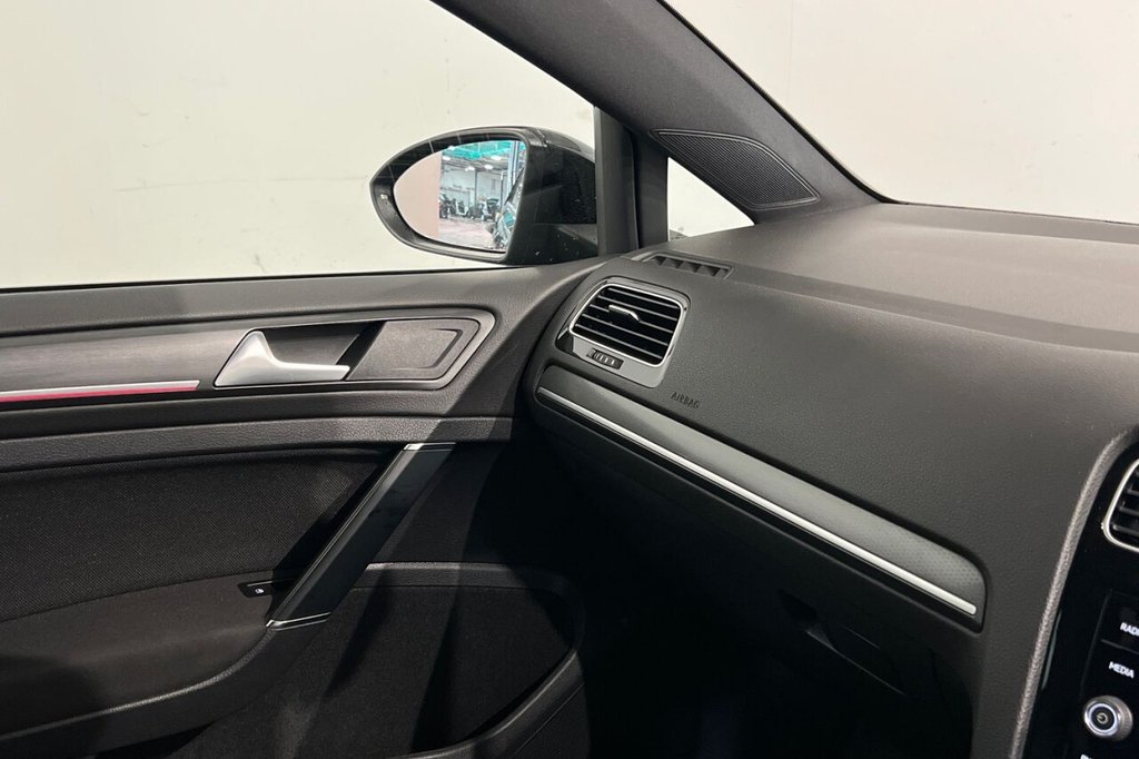 Used Volkswagen Golf 2019 for sale - 78136913: Photo 21