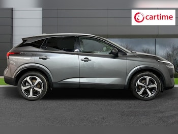 Used Nissan Qashqai 2021 for sale - 76039637: Photo 2