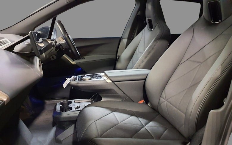 Used BMW iX 2023 for sale - 77631521: Photo 9