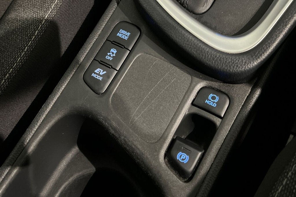 Used Toyota Yaris Cross 2022 for sale - 76841533: Photo 36