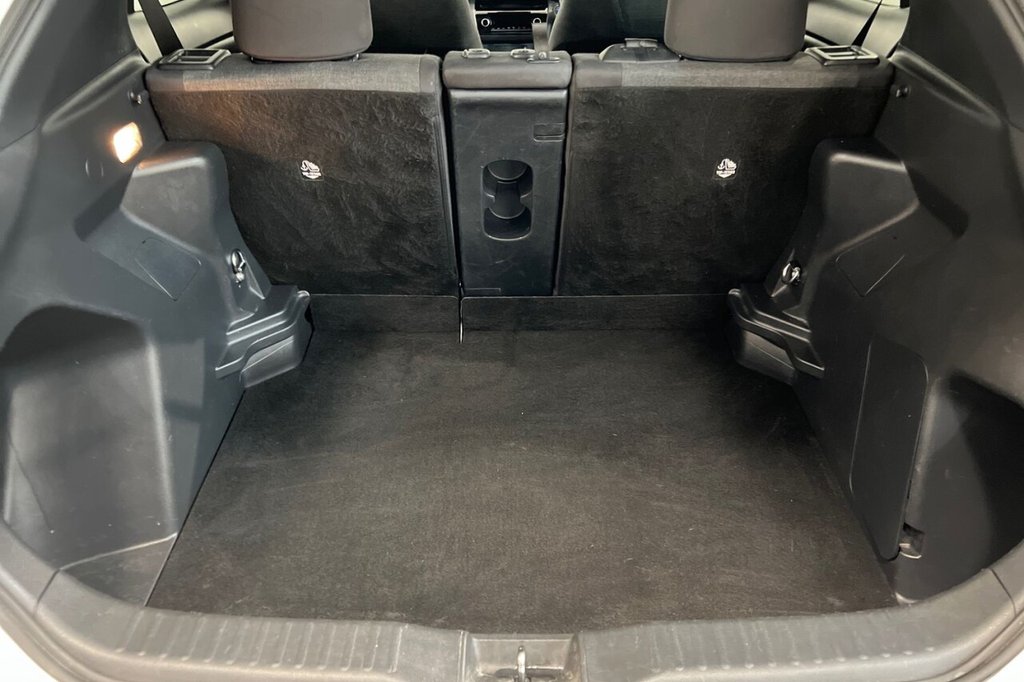 Used Toyota Yaris Cross 2022 for sale - 76841533: Photo 39