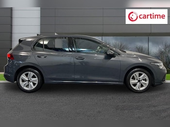 Used Volkswagen Golf 2022 for sale - 77152984: Photo