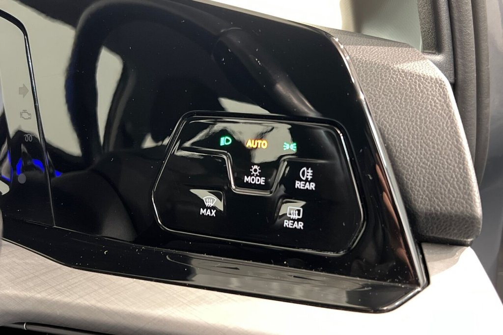 Used Volkswagen Golf 2022 for sale - 77152984: Photo 40