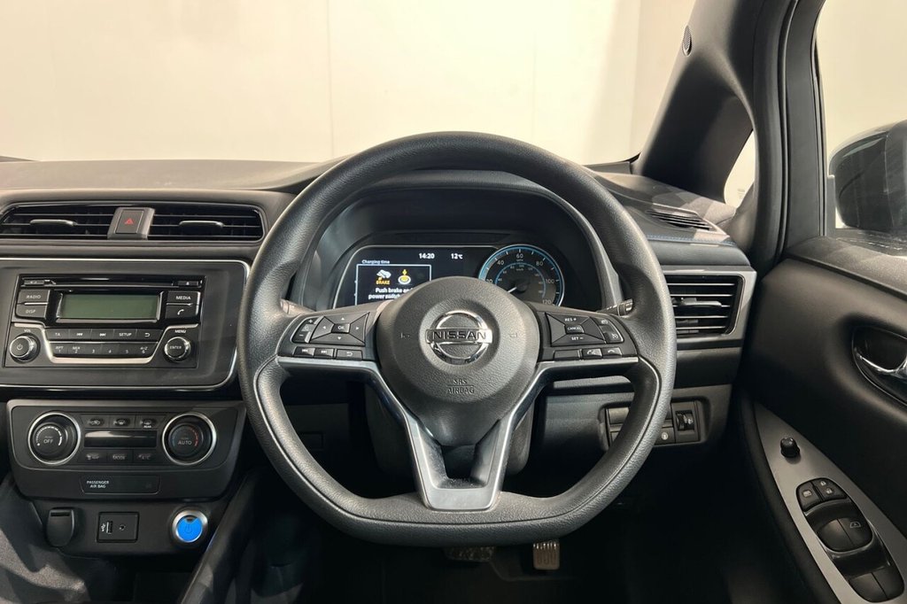 Used Nissan Leaf 2018 for sale - 77631647: Photo 23