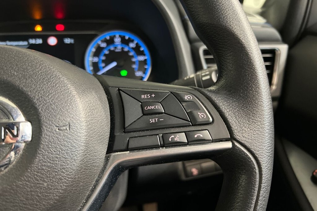 Used Nissan Leaf 2018 for sale - 77631647: Photo 25