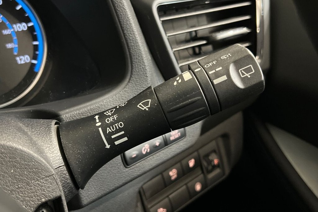 Used Nissan Leaf 2018 for sale - 77631647: Photo 27