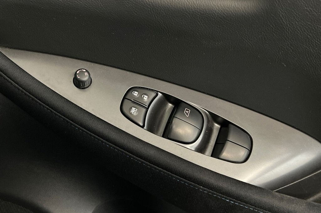 Used Nissan Leaf 2018 for sale - 77631647: Photo 36