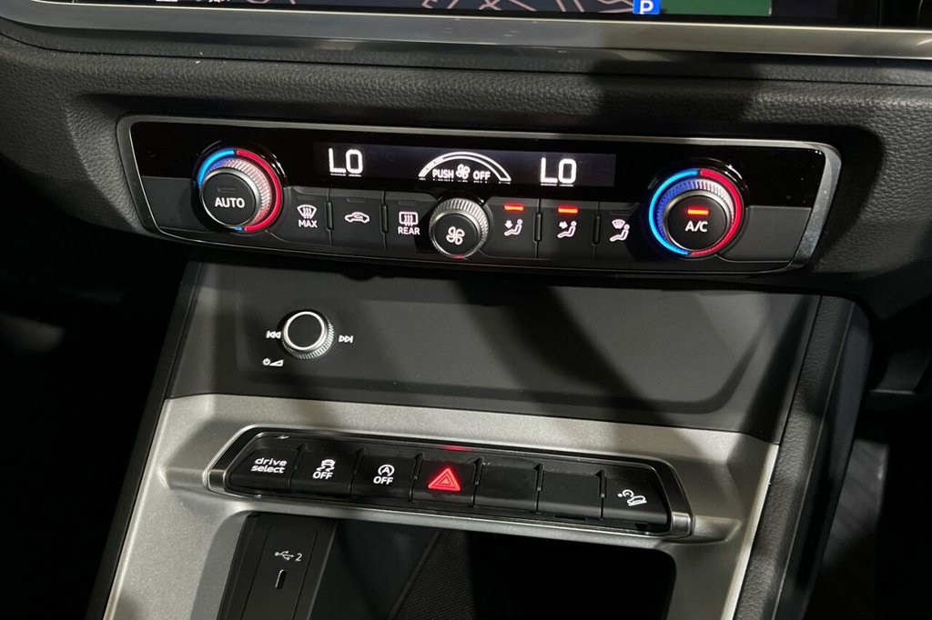 Used Audi Q3 2021 for sale - 77048676: Photo 34