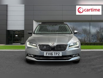 Used Skoda Superb 2016 for sale - 77904812: Photo