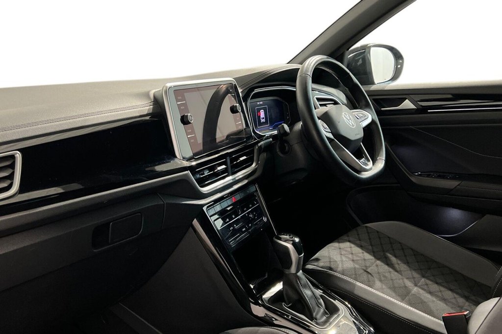 Used Volkswagen T-Roc 2024 for sale - 77966678: Photo 11