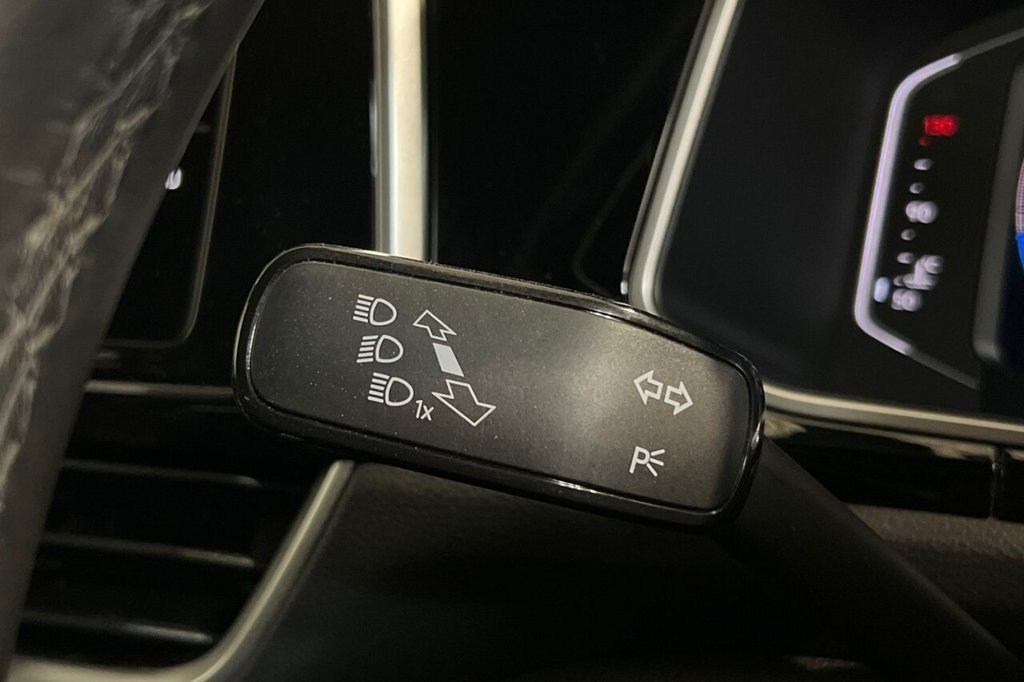 Used Volkswagen T-Roc 2024 for sale - 77966678: Photo 26