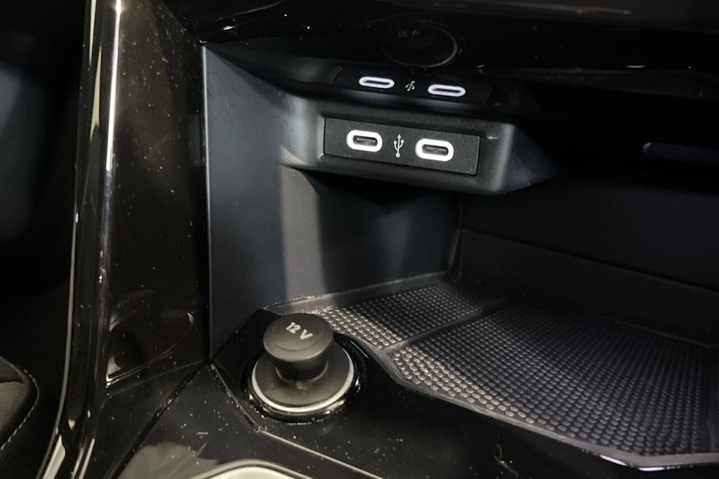 Used Volkswagen T-Roc 2024 for sale - 77966678: Photo 37