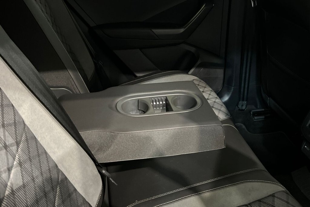 Used Volkswagen T-Roc 2024 for sale - 77966678: Photo 41