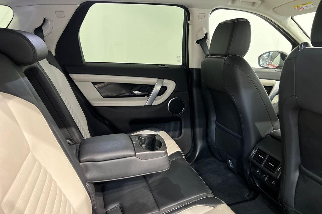Used Land Rover Discovery Sport 2021 for sale - 76327878: Photo 41