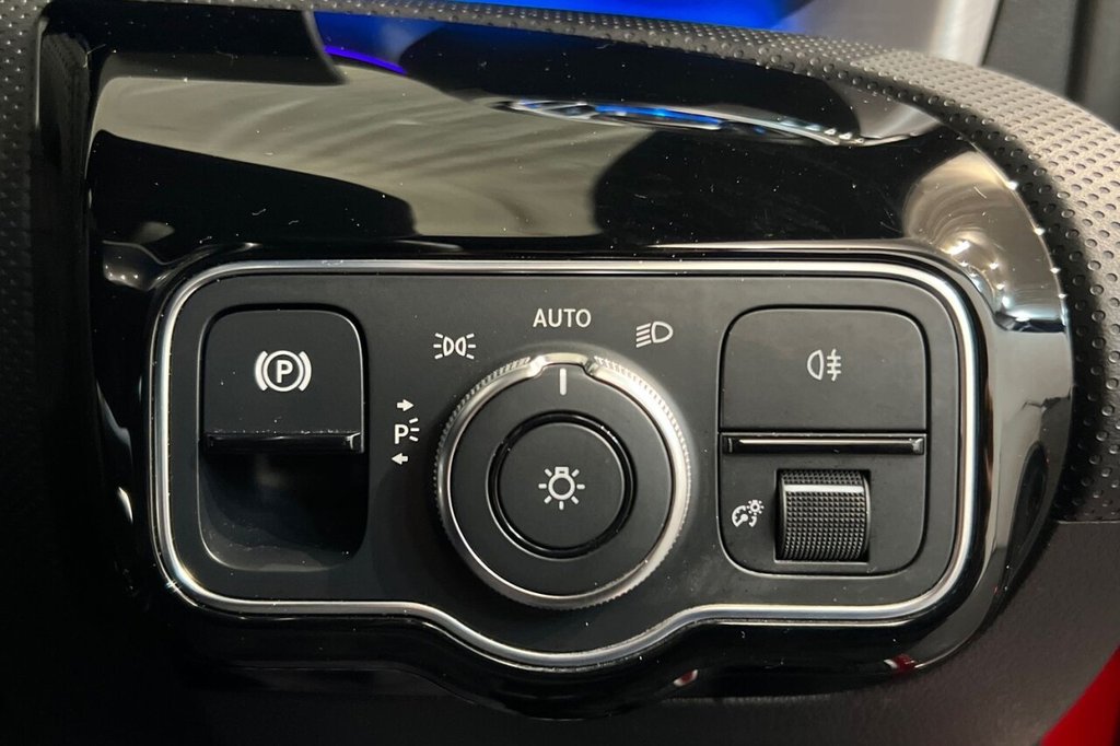 Used Mercedes-Benz CLA 2021 for sale - 76345569: Photo 37