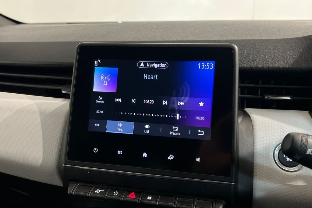 Used Renault Clio 2022 for sale - 78097196: Photo 20