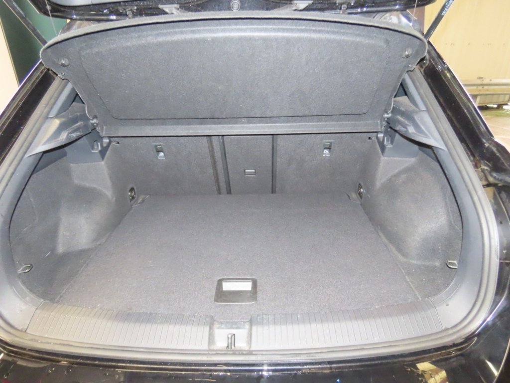 Used Volkswagen T-Roc 2021 for sale - 76841673: Photo 14