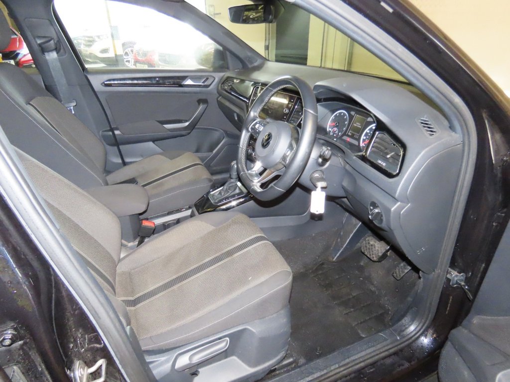 Used Volkswagen T-Roc 2021 for sale - 76841673: Photo 9